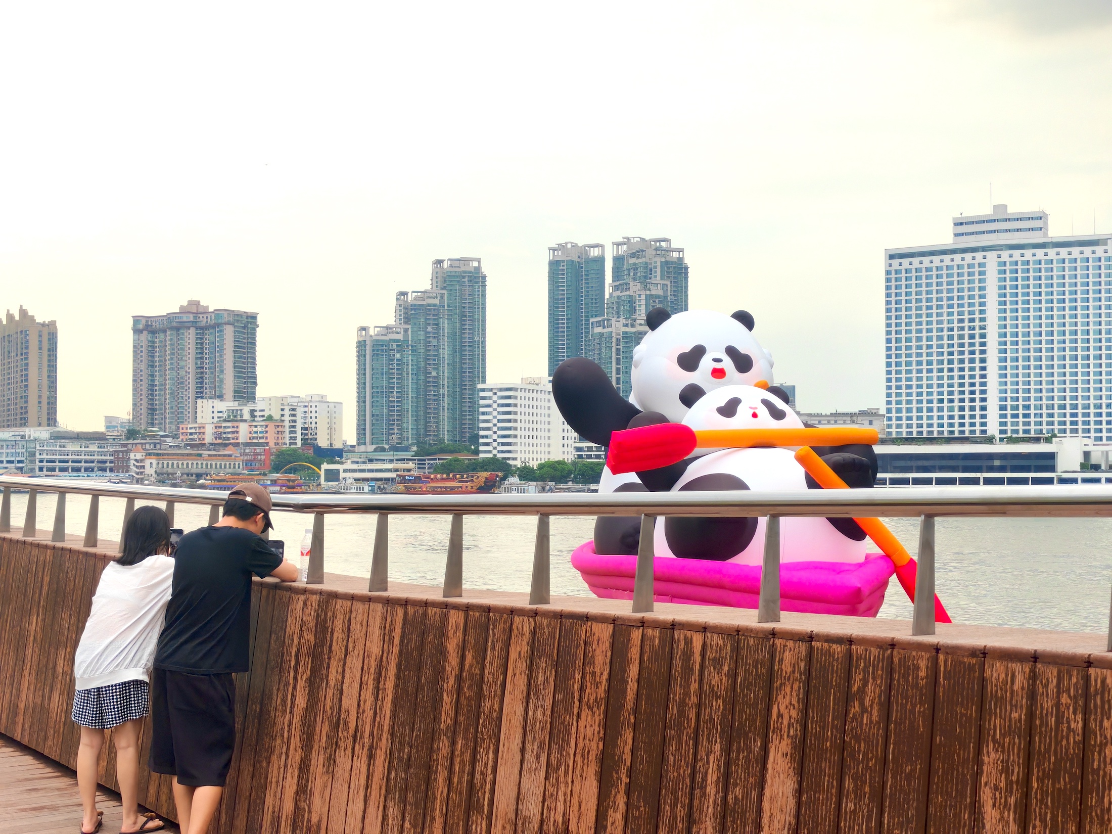 熊猫“安安可可”迎全运！主题市集串联文旅新体验